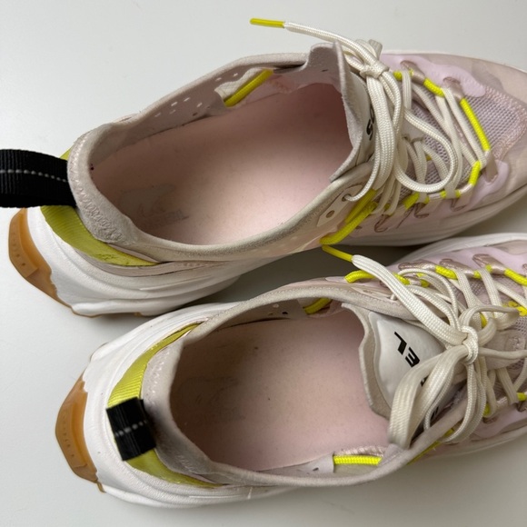 Sorel Kinetic Breakthru Tech Lace Sneakers in Dreamy, Sea Salt, Size 8.5 - Picture 6 of 8